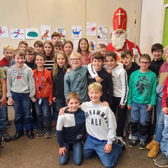 Der Nikolaus geht in die AER