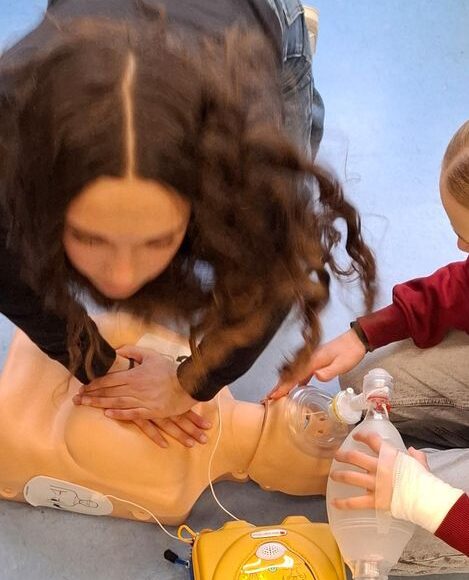 Fortbildung der AER-Schulsanis